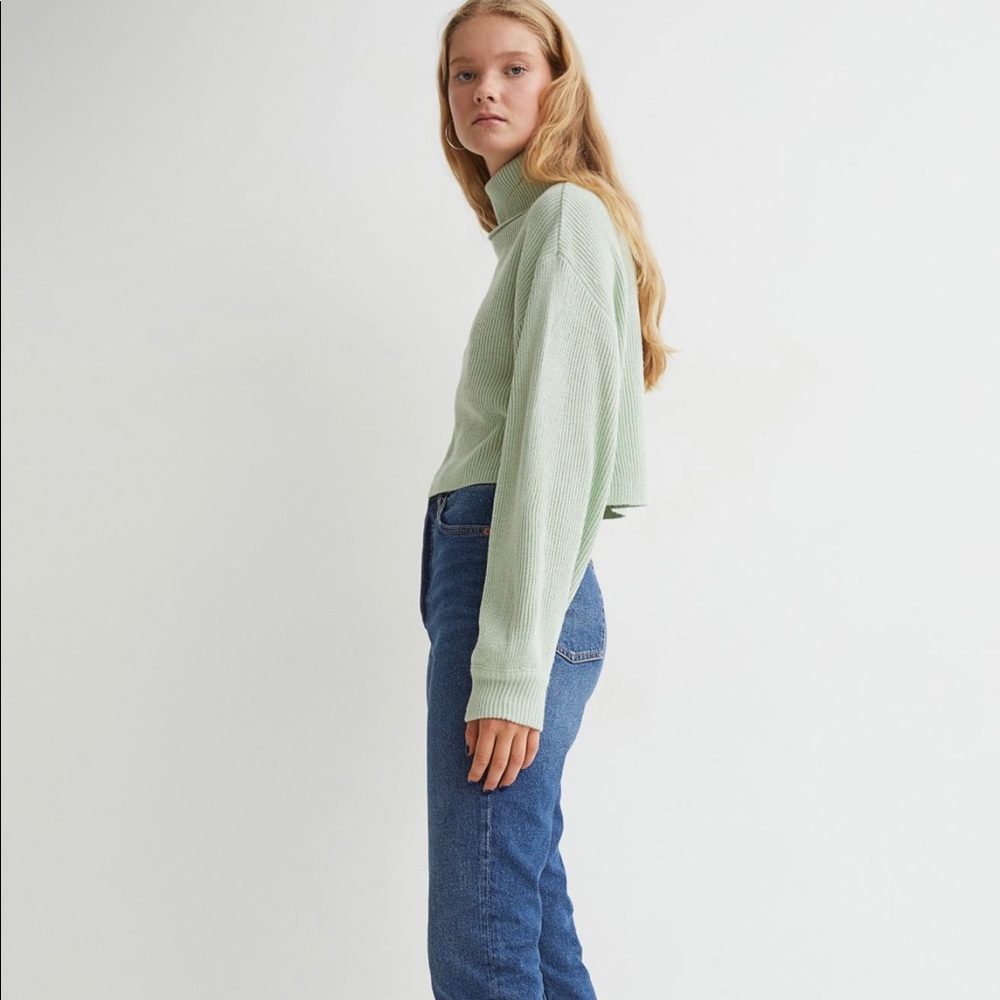 H & M Turtleneck Sweater Green XS